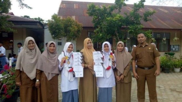 siswi banda aceh